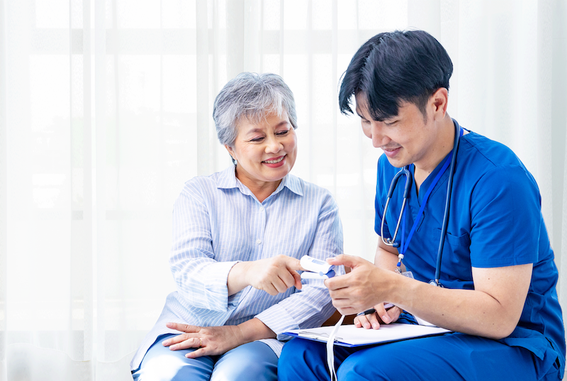 Health Article: Controling Blood Sugar 控制血糖不只少吃糖